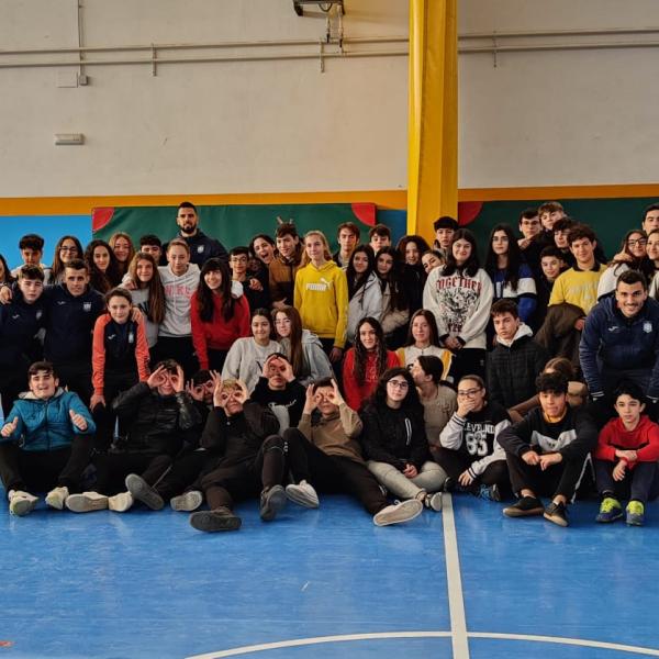 NOTICIA| IGUALDAD Y VALORES DEL DEPORTE, PRESENTES EN EL IES FRANCISCO NIEVA