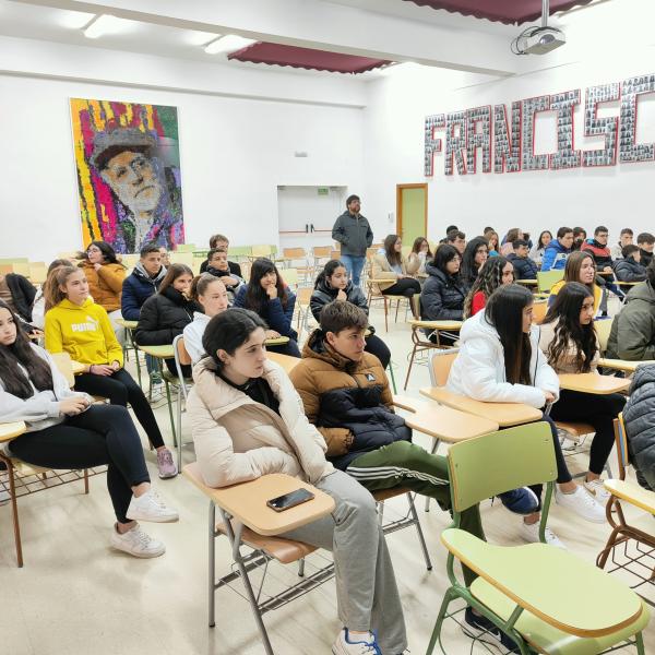 NOTICIA| IGUALDAD Y VALORES DEL DEPORTE, PRESENTES EN EL IES FRANCISCO NIEVA