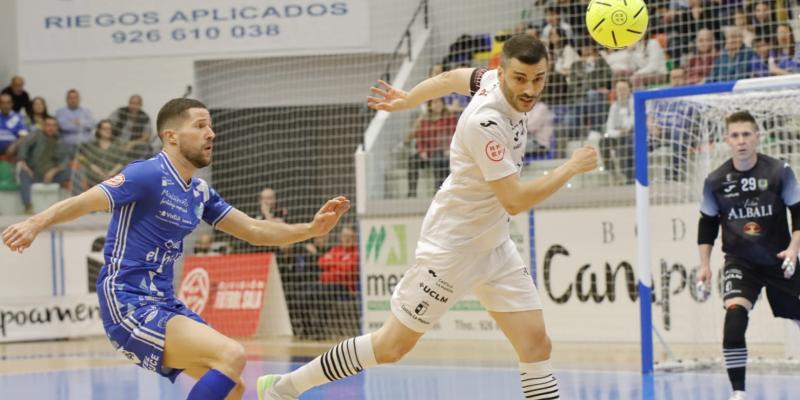3-7 | UN ARROLLADOR VIA ALBALI SE LLEVA EL DERBI