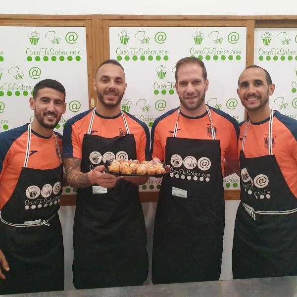 NOTICIA| EL VIA ALBALI VALDEPEAS MOSTR SUS DOTES CULINARIAS EN CREATUSABOR